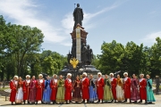 АКП Криница у памятника Екатерины II
